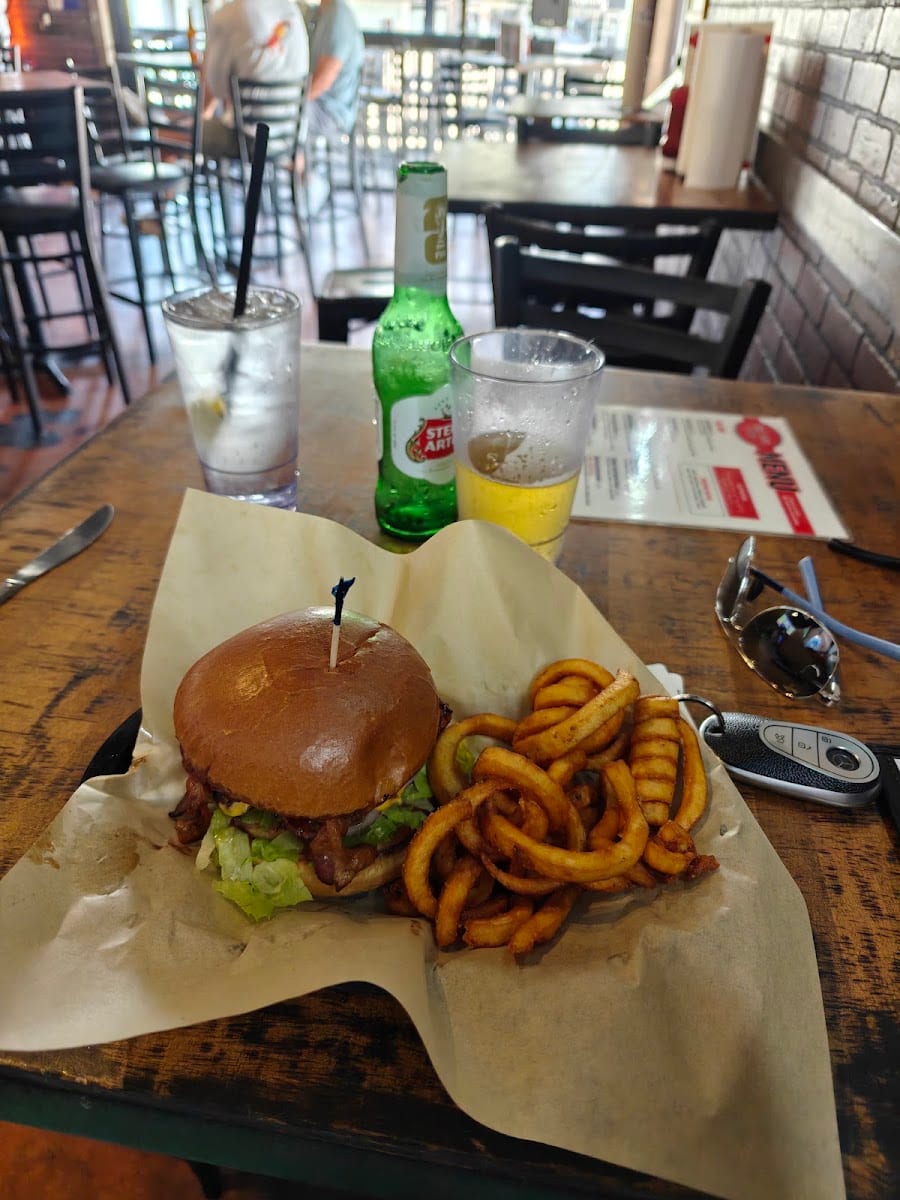 Bel Mar Saloon, photo 4