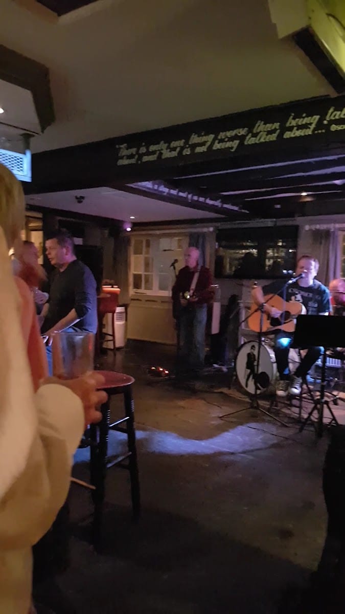 The White Swan, photo 3