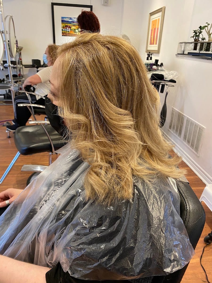 Curly Hair Institute, photo 3